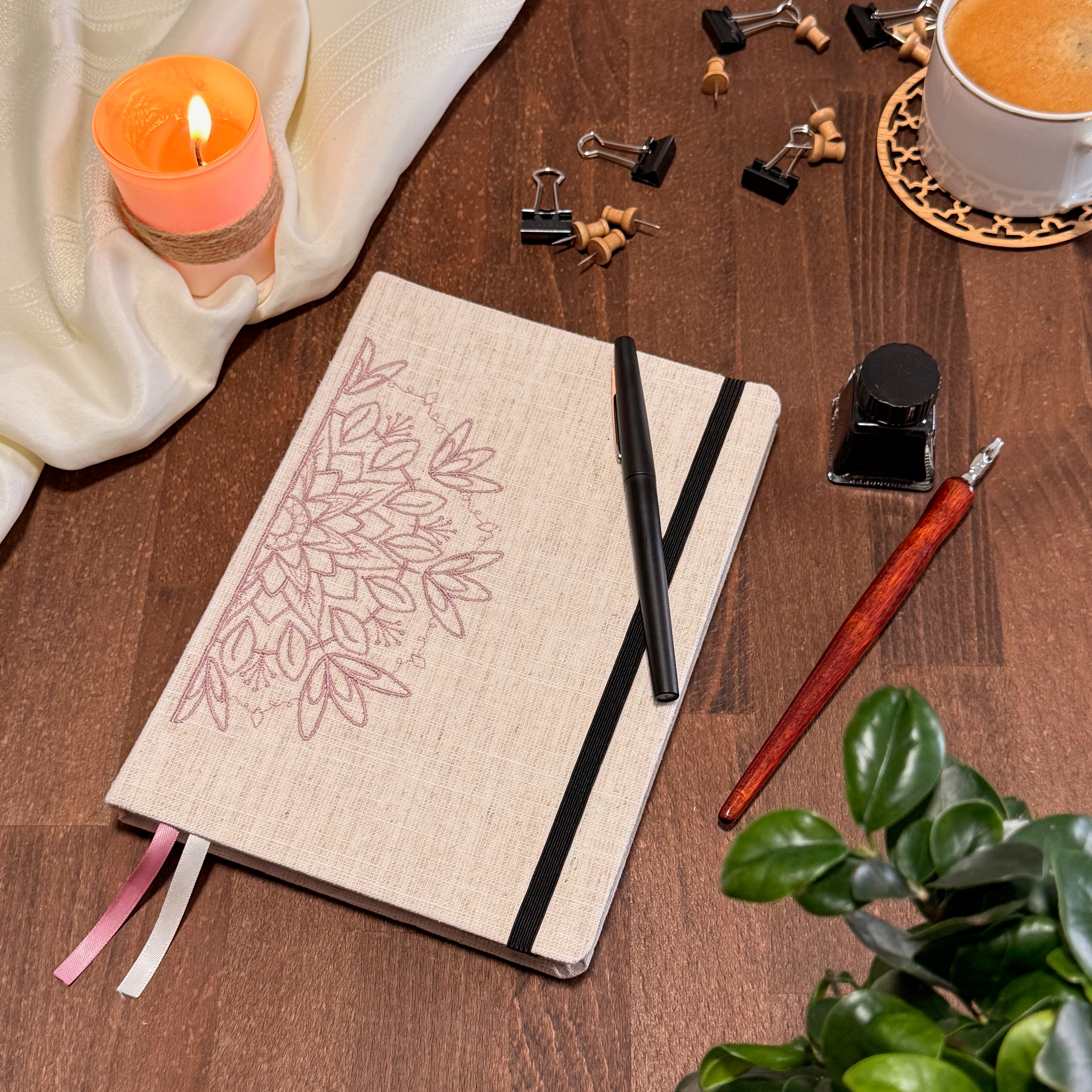 Carnet de croquis 100 pages - Collection Eclosion Motif Pensée - Format A5