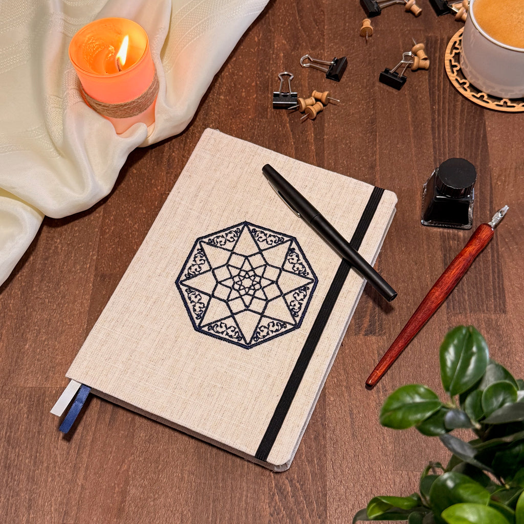 Carnet de croquis 60 pages - Collection Entrelacs Motif Iris - Format A5